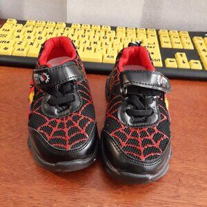 NEW ! Boy Sport Batman Shoe Size 25/US4.5